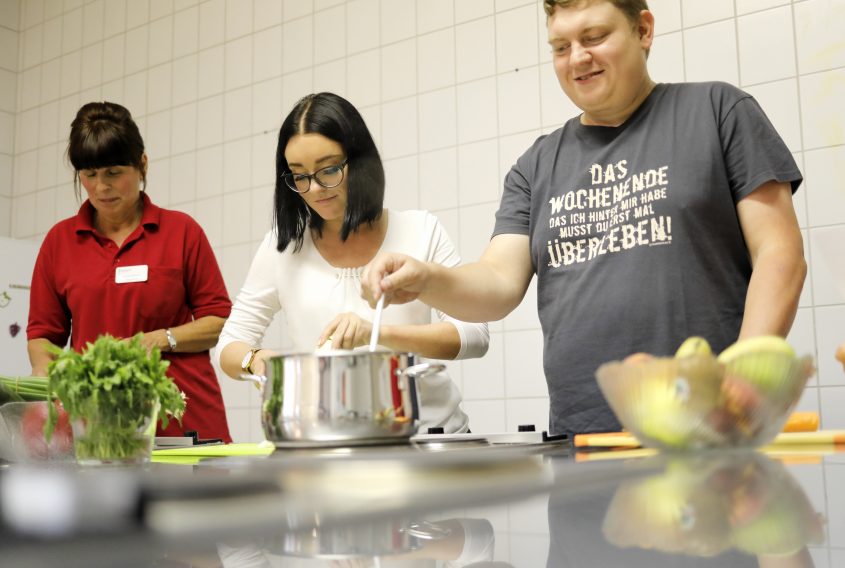 Lehrküche für junge Erwachsene in der Paracelsus Klinik Am Schillergarten Bad Elter