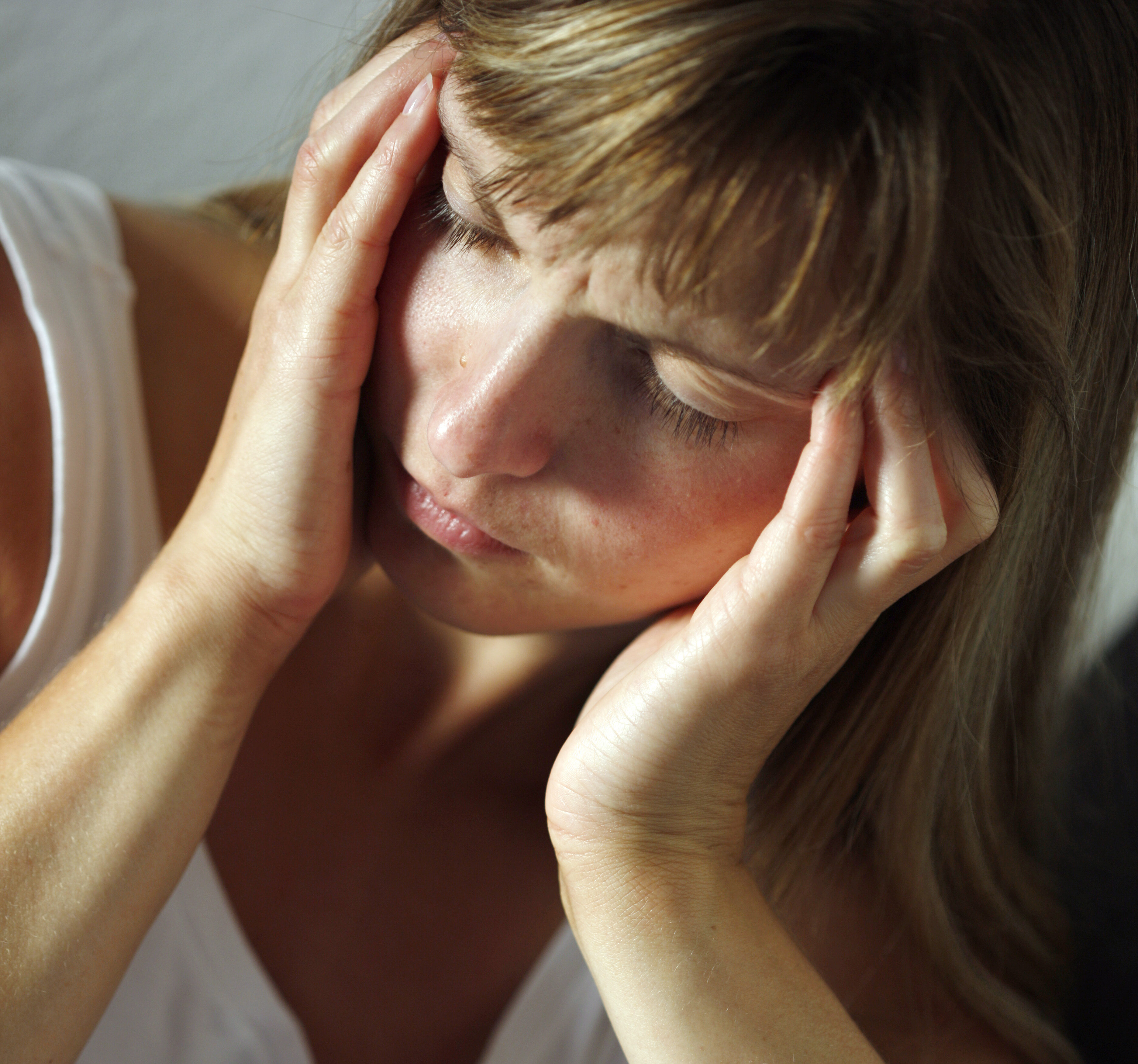 Den Schmerz bekämpfen – AOK und Paracelsus-Klinik mit neuem Therapieangebot